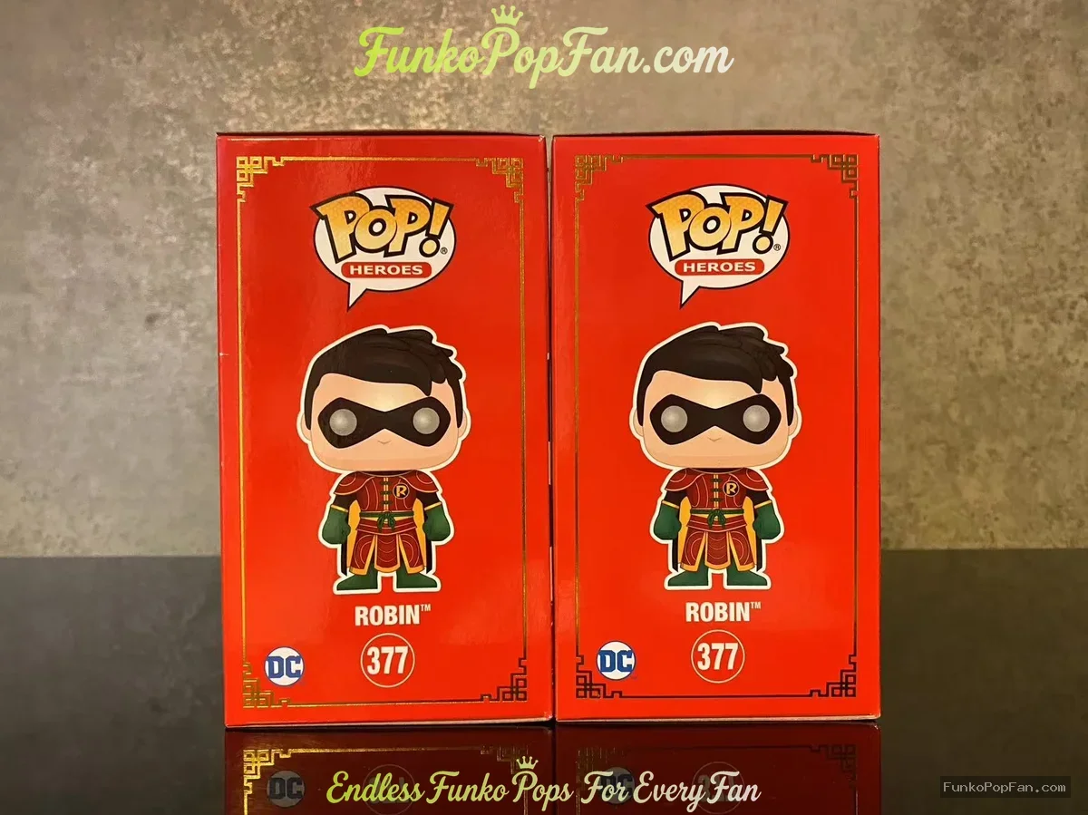 Lot of 2 Funko Pop! DC Heroes #377 Robin Chase + Robin Imperial Patina (2021 Summer Convention Limit - Funko Pop Figure