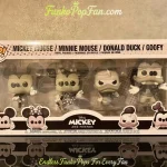 Disney Mickey and Friends #4 Mickey Mouse / Minnie Mouse / Donald Duck / Goofy Vinyl Figure Bobblehead Vaulted Collectible With Protector Funko Pop Figure