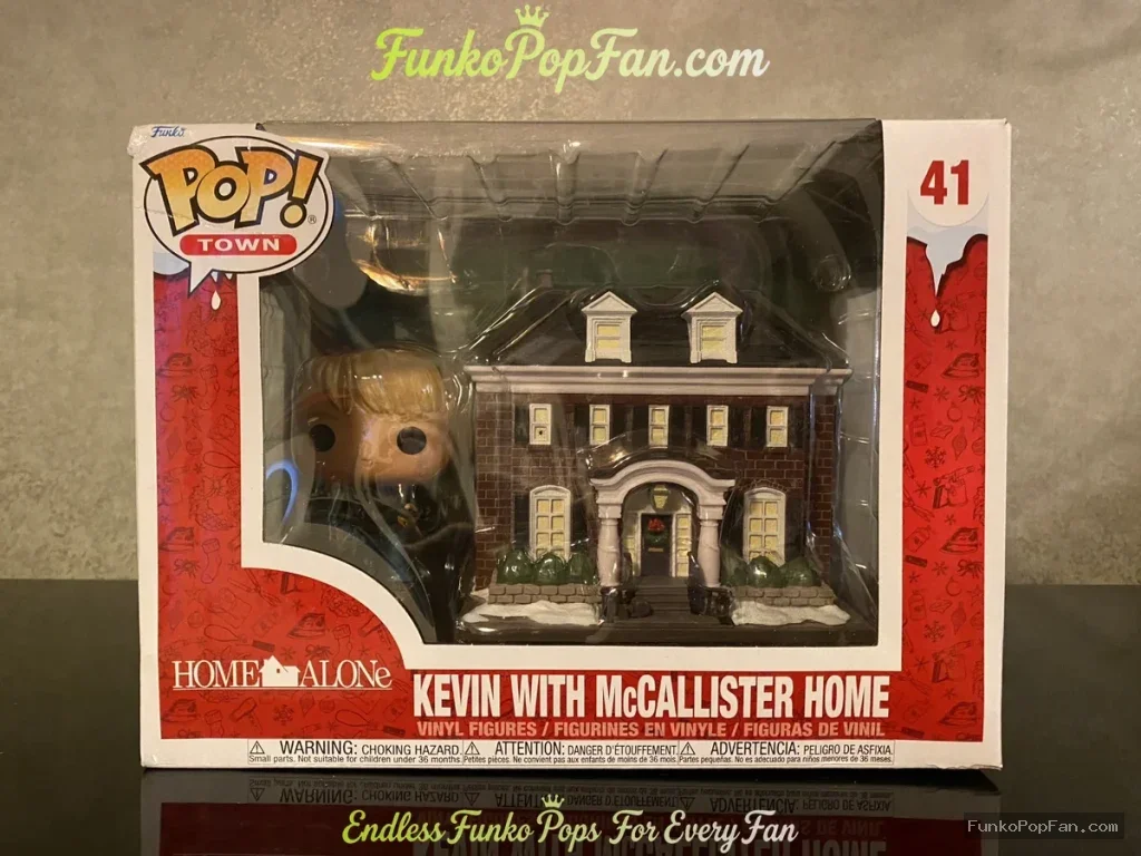 Home Alone #41 Kevin with McCallister Home (Town) Vinyl Figure Bobblehead Vaulted Collectible With Protector Funko Pop Figure