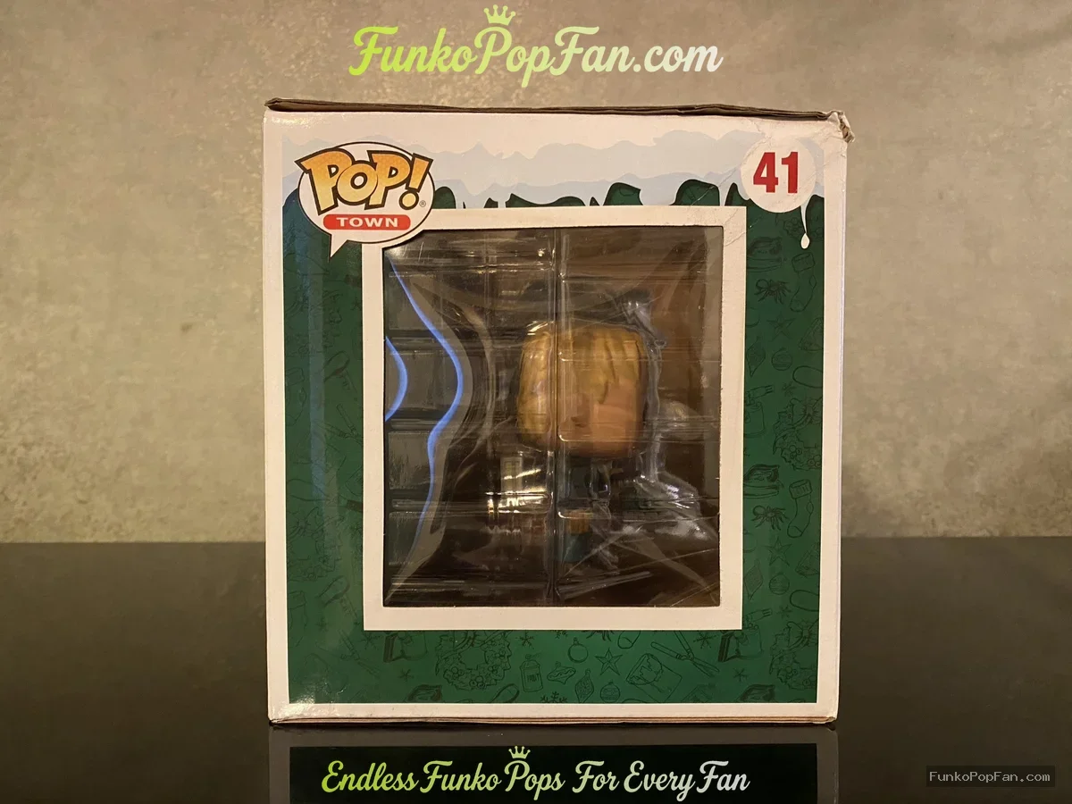 Funko Pop! Home Alone #41 Kevin with McCallister Home (Town) Vinyl Figure Bobblehead Vaulted Collect - Funko Pop Figure