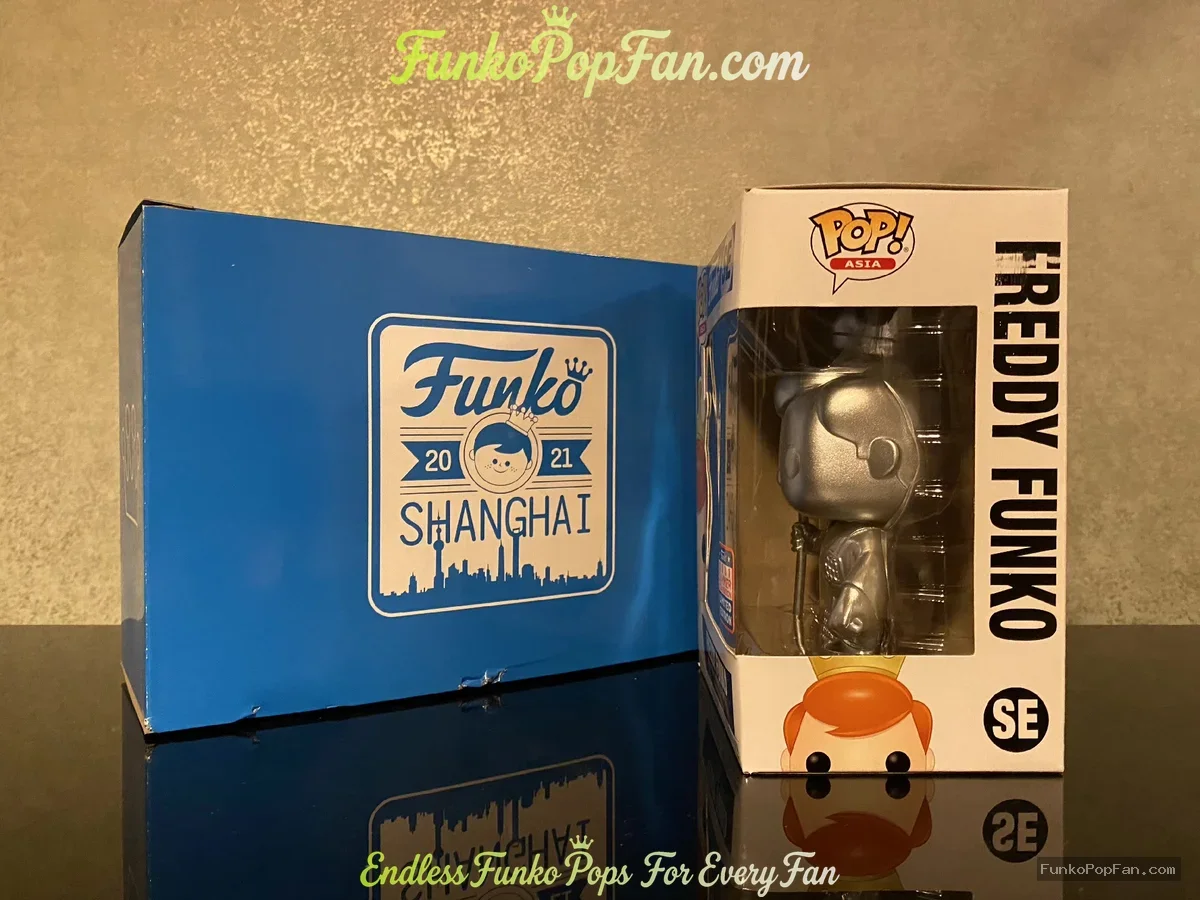 Funko Pop! Asia Shanghai #2021 Freddy Funko (Silver Convention Exclusive) Vinyl Figure Bobblehead Va - Funko Pop Figure