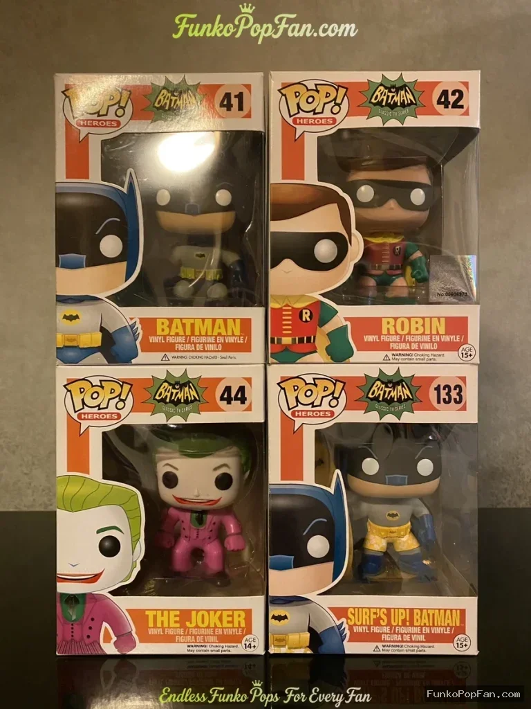 Bundle Funko Pop Batman The Animated Series #41 Batman / Robin #42 / The Joker #44 / Surf's Up! Batman #133 Vinyl Figure Bobblehead Vaulted Collectible With Protector Funko Pop Figure
