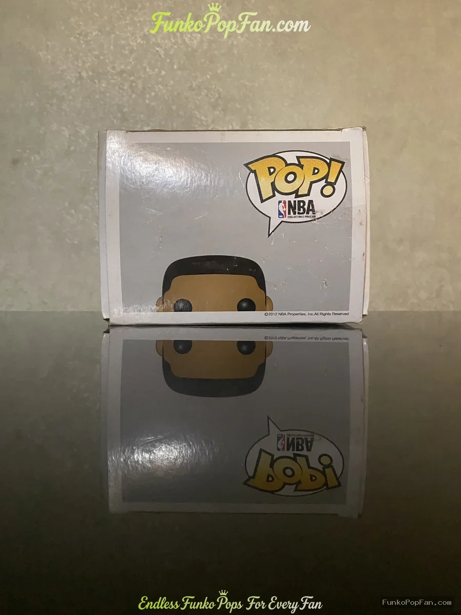 Funko Pop! NBA Collectors Edition #09 Derrick Rose Vinyl Figure Bobblehead Vaulted Collectible With  - Funko Pop Figure