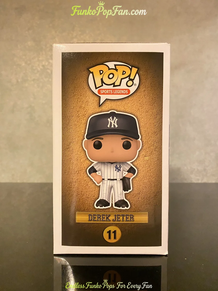Funko Pop! Sports Legends #11 Derek Jeter (Chase) Vinyl Figure Bobblehead Vaulted Collectible With P - Funko Pop Figure