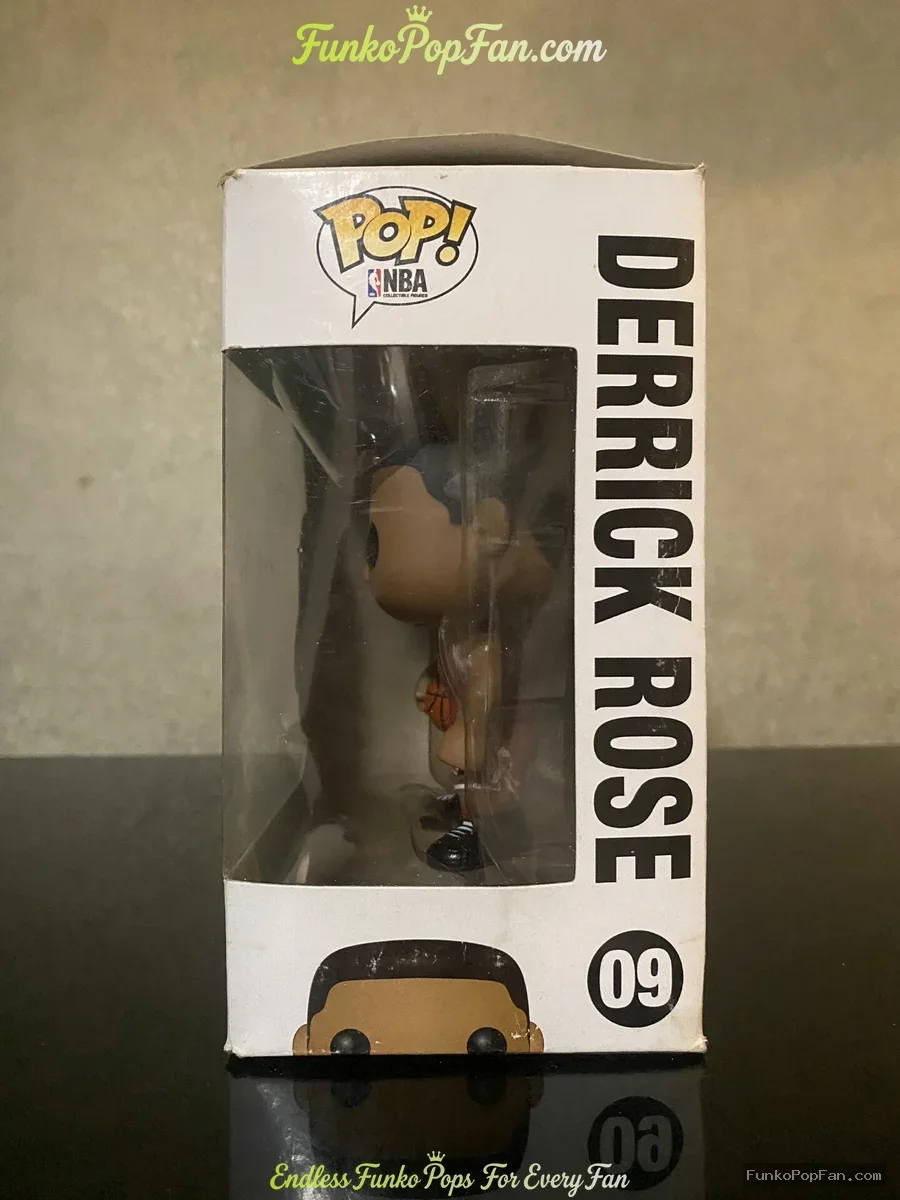 Funko Pop! NBA Collectors Edition #09 Derrick Rose Vinyl Figure Bobblehead Vaulted Collectible With  - Funko Pop Figure