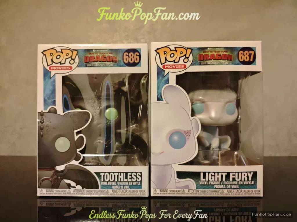 Movies How to Train Your Dragon #686 Toothless / Light Fury #687 Vinyl Figure Bobblehead Vaulted Collectible With Protector Funko Pop Figure