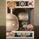 6 pcs #06 MLB Seattle Mariners Dan Wilson (T-Mobile Park Exclusive) Vinyl Figure Bobblehead Vaulted Collectible With Protector Funko Pop Figure
