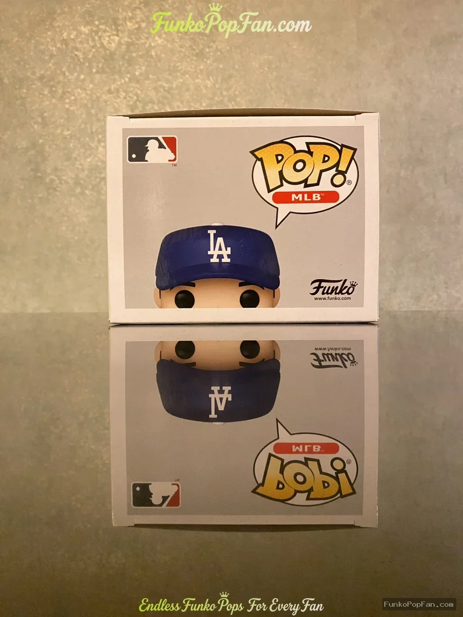 Funko Pop! MLB #63 Cody Bellinger (Road Uniform) Vinyl Figure Bobblehead Vaulted Collectible With Pr - Funko Pop Figure