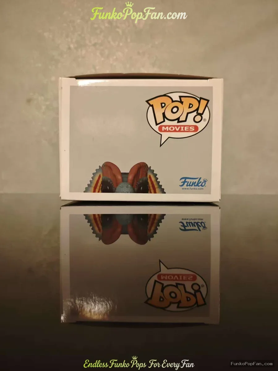 Funko Pop! Movies Jurassic Park #550 Dilophosaurus (Glow in the Dark) Vinyl Figure Bobblehead Vaulte - Funko Pop Figure