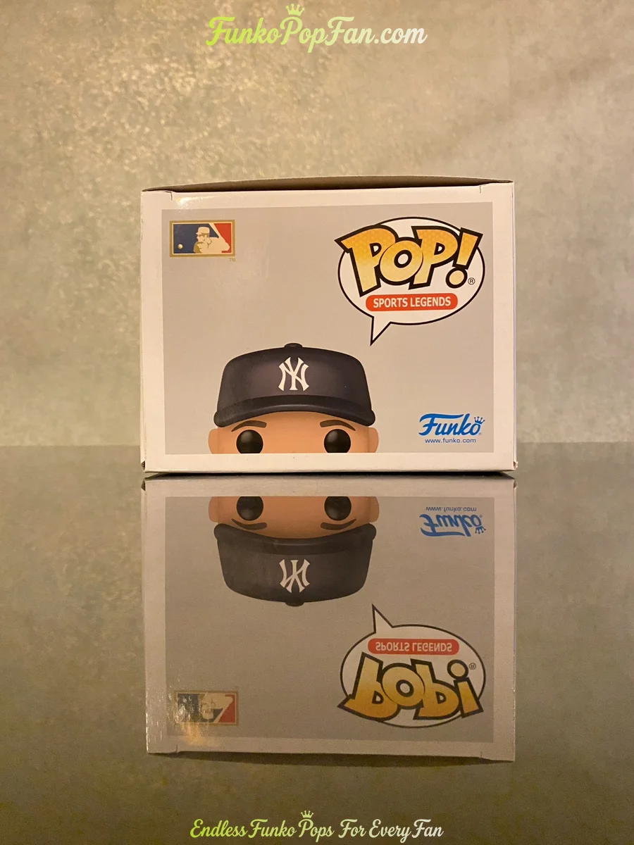 Funko Pop! Sports Legends #11 Derek Jeter (Chase) Vinyl Figure Bobblehead Vaulted Collectible With P - Funko Pop Figure