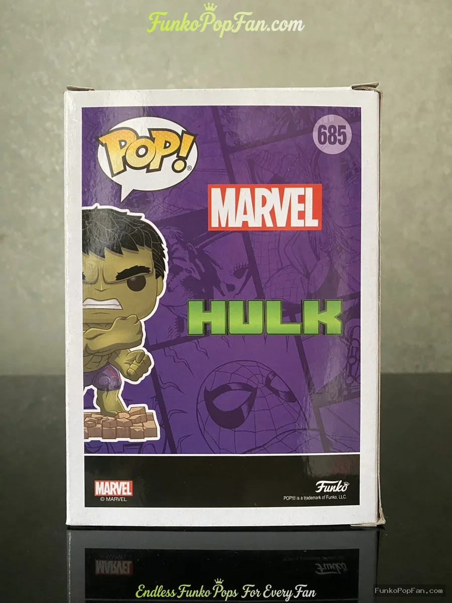 Funko Pop Marvel #685 Hulk (Funko HQ Exclusive) Vinyl Figure Bobblehead Vaulted Collectible With Pro - Funko Pop Figure