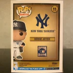 Funko Pop! Sports Legends #11 Derek Jeter (Chase) Vinyl Figure Bobblehead Vaulted Collectible With P - Funko Pop Figure
