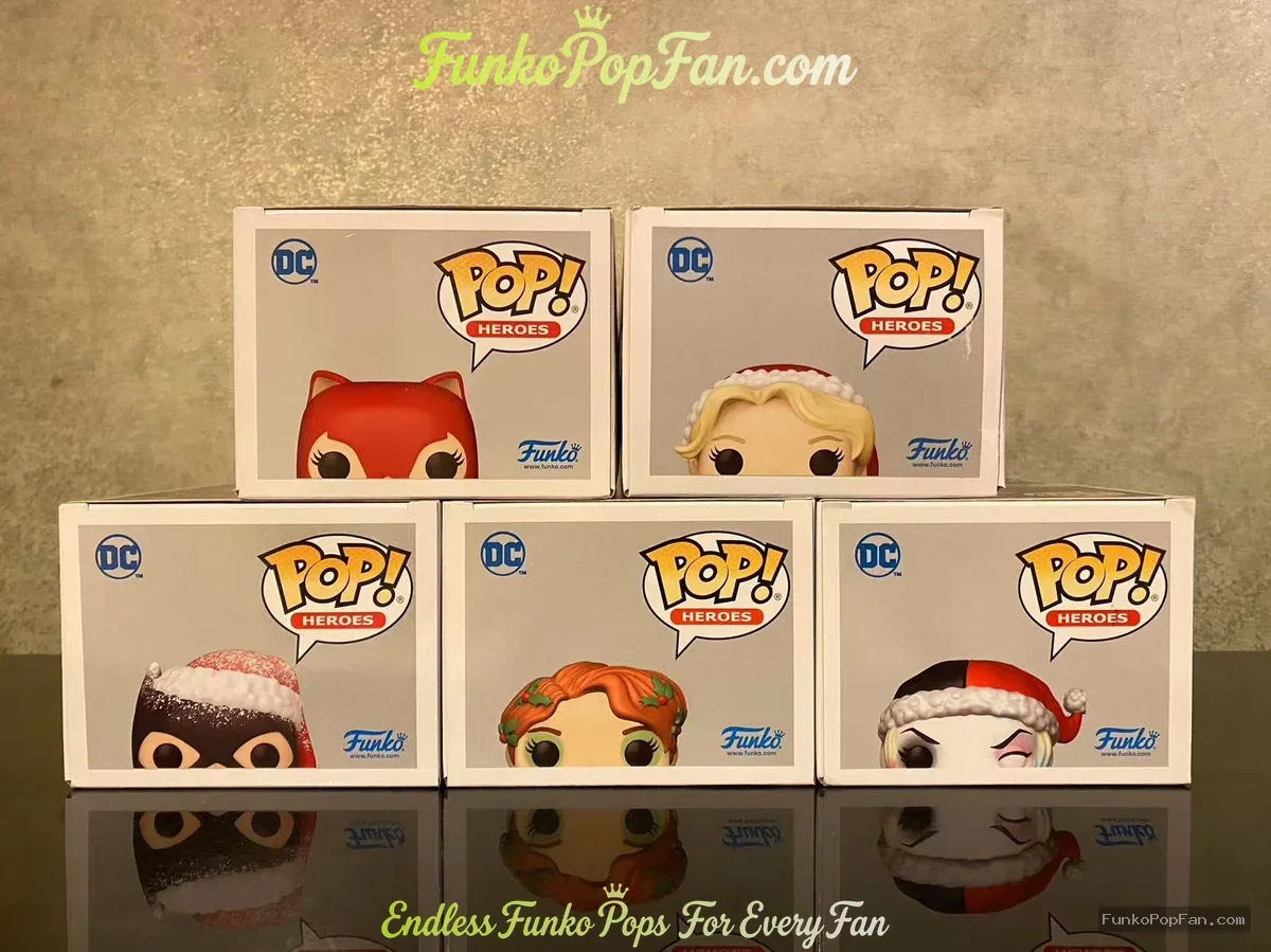 Bundle Funko Pop! DC Super Heroes #525 Catwoman / Supergirl #526 / Batgirl #527 / Poison Ivy #528 /  - Funko Pop Figure