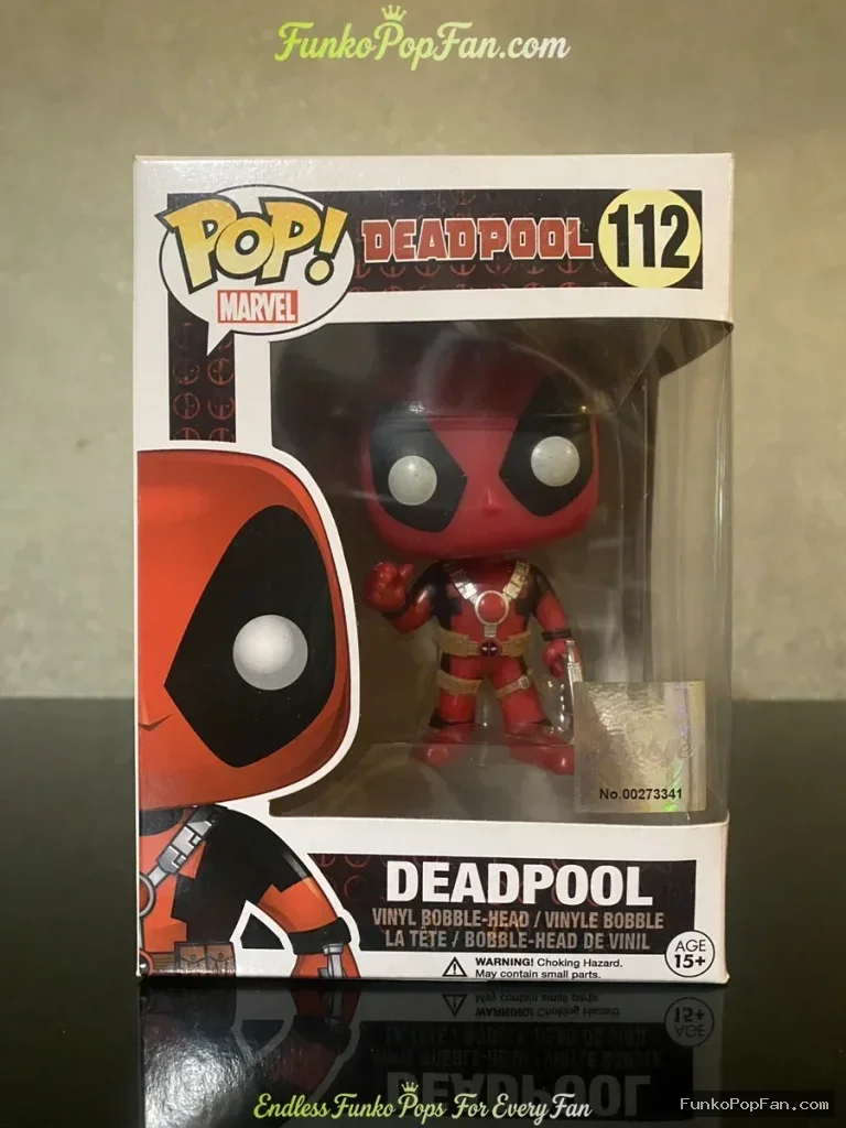 Funko Pop! Marvel #112 Deadpool Vinyl Figure Bobblehead Vaulted Collectible With Protector - Funko Pop Figure